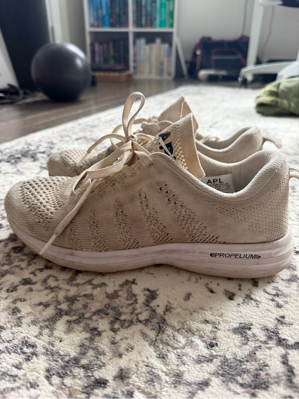 APL Propelium Lightweight Women's Running Shoes